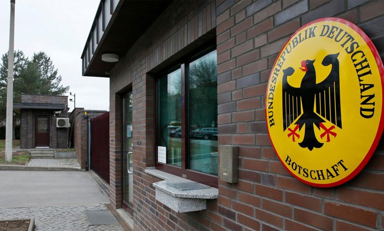Как оформить визу в Германию в Москве через посольство и визовый центр?
