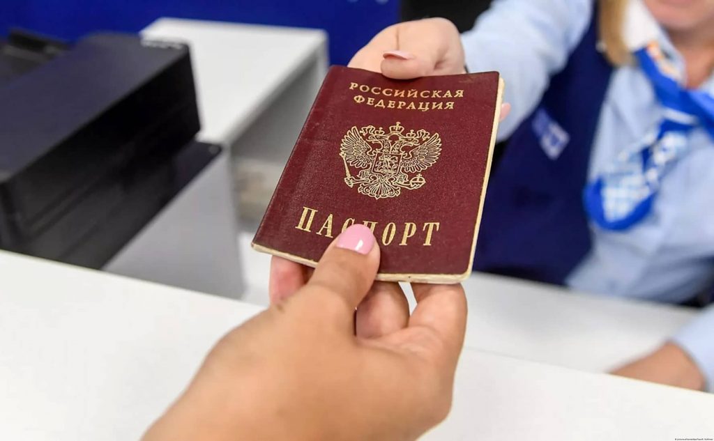 Получение гражданства РФ по детям-гражданам РФ Как получить гражданство РФ через совершеннолетнего ребенка?