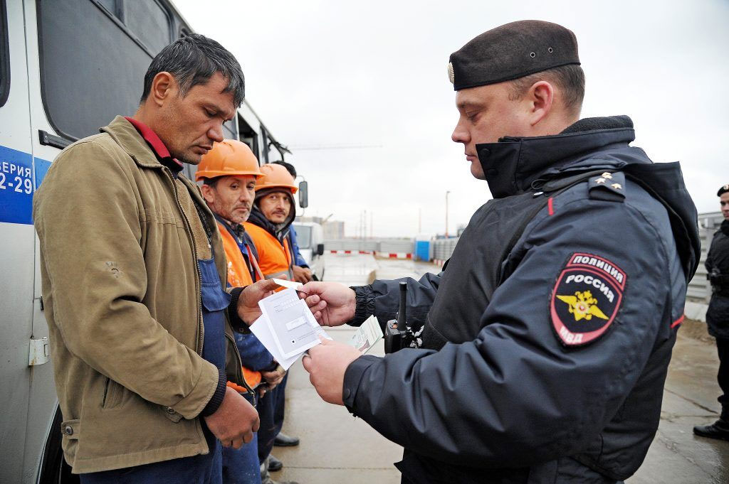 как узнать на какой срок выдан патент иностранному гражданину. kakaja otvetstvennost za rabotu po patentu s istekshim srokom dejstvija. как узнать на какой срок выдан патент иностранному гражданину фото. как узнать на какой срок выдан патент иностранному гражданину-kakaja otvetstvennost za rabotu po patentu s istekshim srokom dejstvija. картинка как узнать на какой срок выдан патент иностранному гражданину. картинка kakaja otvetstvennost za rabotu po patentu s istekshim srokom dejstvija.