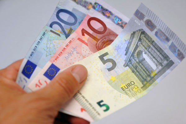 Стоимость любой краткосрочной визы составляет 35 евро.