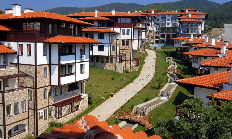 Стоит ли покупать недвижимость в Болгарии?