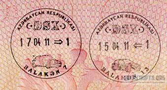 При пересечении границы с Азербайджаном россиянам ставят только въездной штамп.