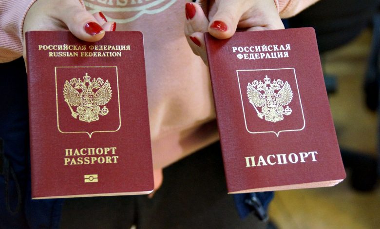 Как поменять загранпаспорт по истечению срока в 2023 году?